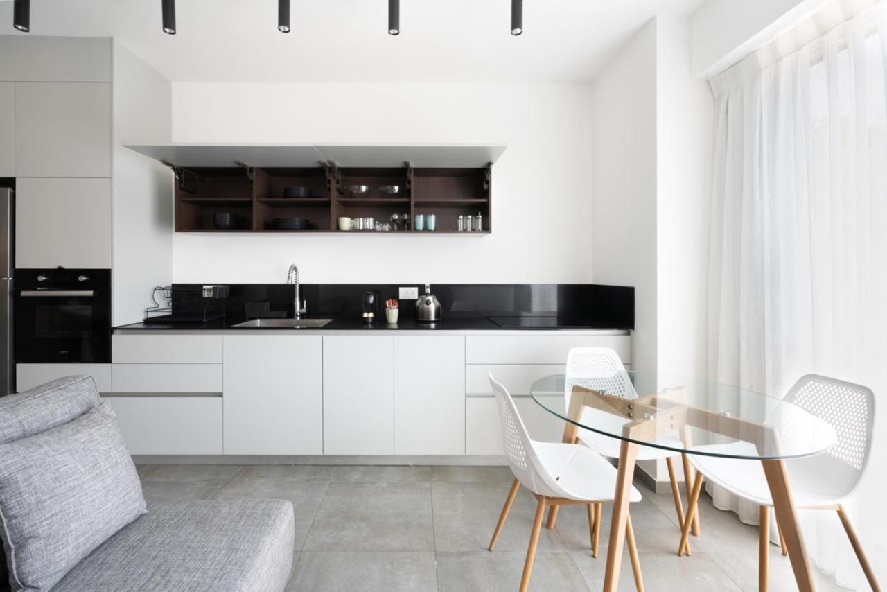 Yefet - By Beach Apartments Tlv Tel Aviv Eksteriør bilde
